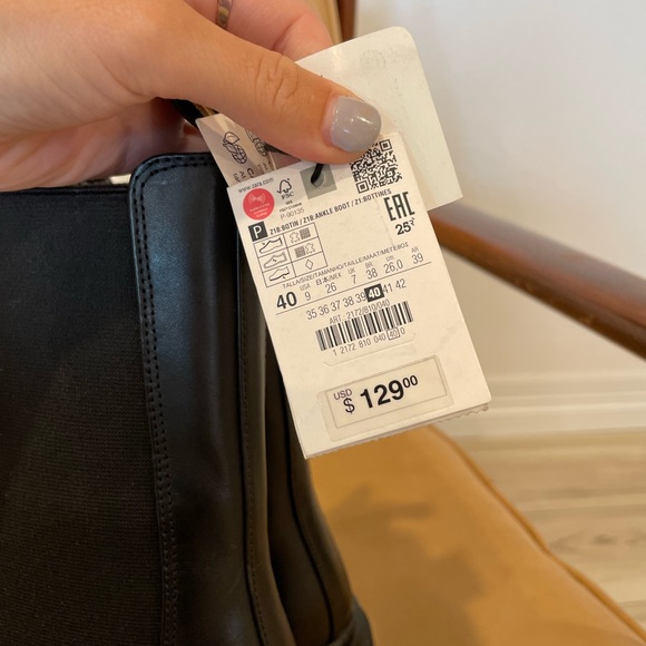 Zara Leather Boots - Picture 5 of 5